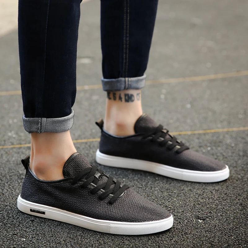Fashion Beige Canvas Shoes Men's Skateboarding Shoes Flat Casual Shoes Men Walking Shoes Light Breathable Driving Shoes For Men